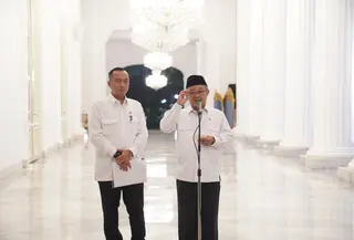 Menurutnya, berbagai kajian menunjukkan program tersebut memberikan dampak positif terhadap motivasi belajar, tingkat kehadiran siswa, hingga capaian akademik. (Foto: Bakom RI)