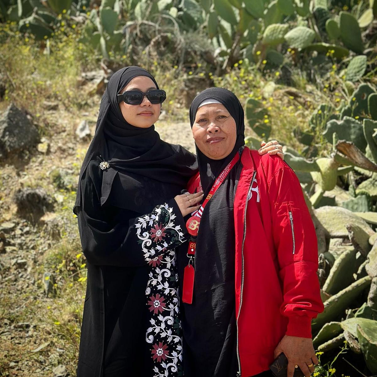 Rara LIDA Bersama Ibunda