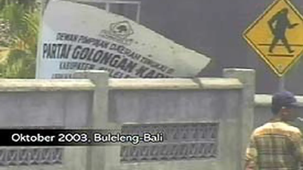060304aPemilu_Bali.jpg