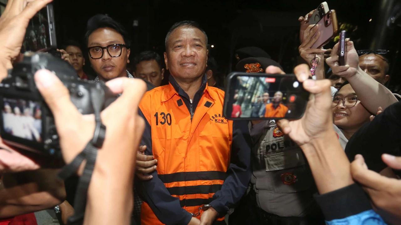 FOTO: Bupati Tulungagung  Resmi Ditahan KPK