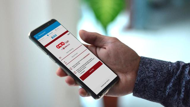 PrismaLink memfasilitasi pembayaran online bagi pelanggan Blibli dengan fitur Debitin. Kolaborasi ini melibatkan CIMB Niaga, sebagai mitra yang mengintegrasikan OCTO Cash by CIMB Niaga ke dalam Debitin. (Dok CIMB Niaga)