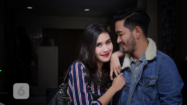 [Bintang] Syahnaz Shadiqa dan Jeje Govinda