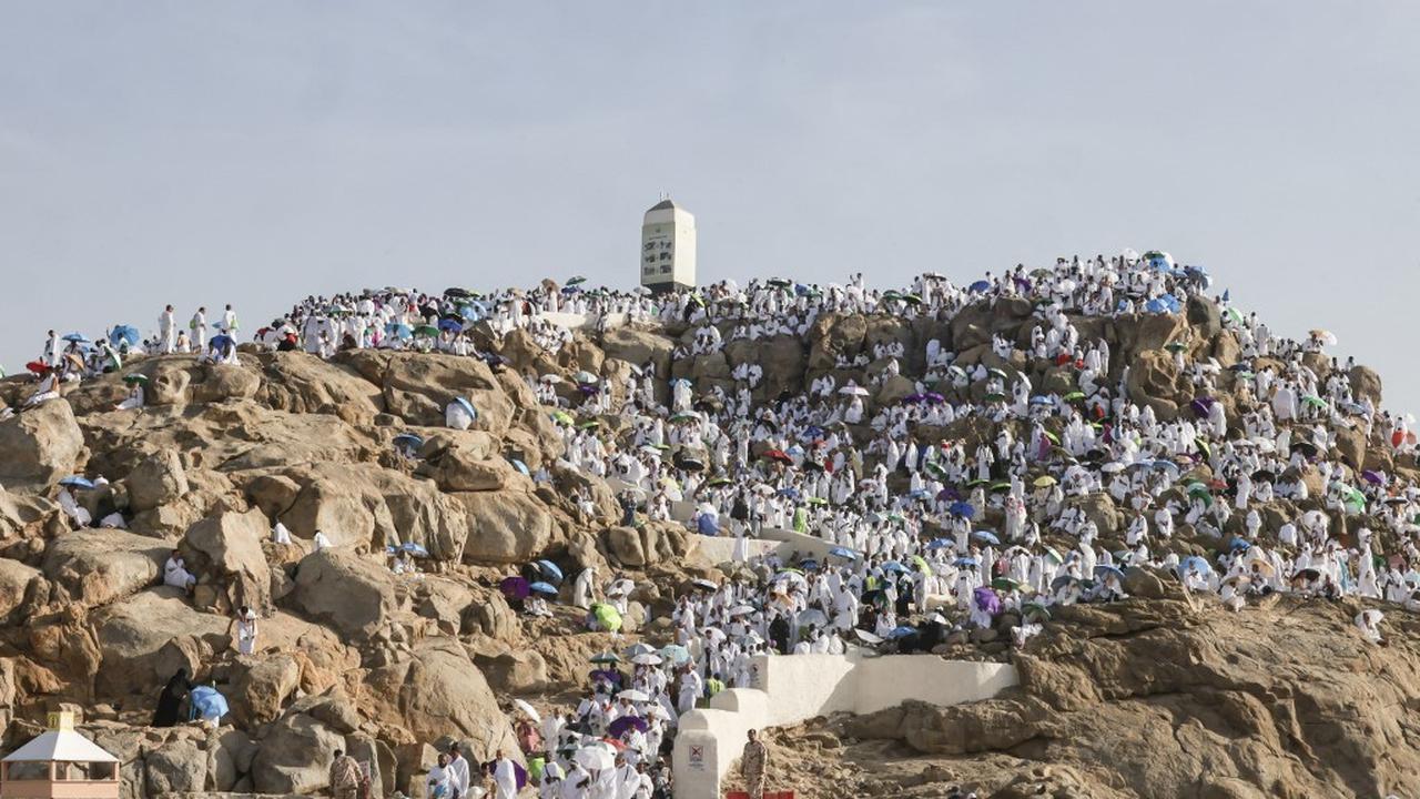Jutaan jemaah haji mulai padati Jabal Rahmah