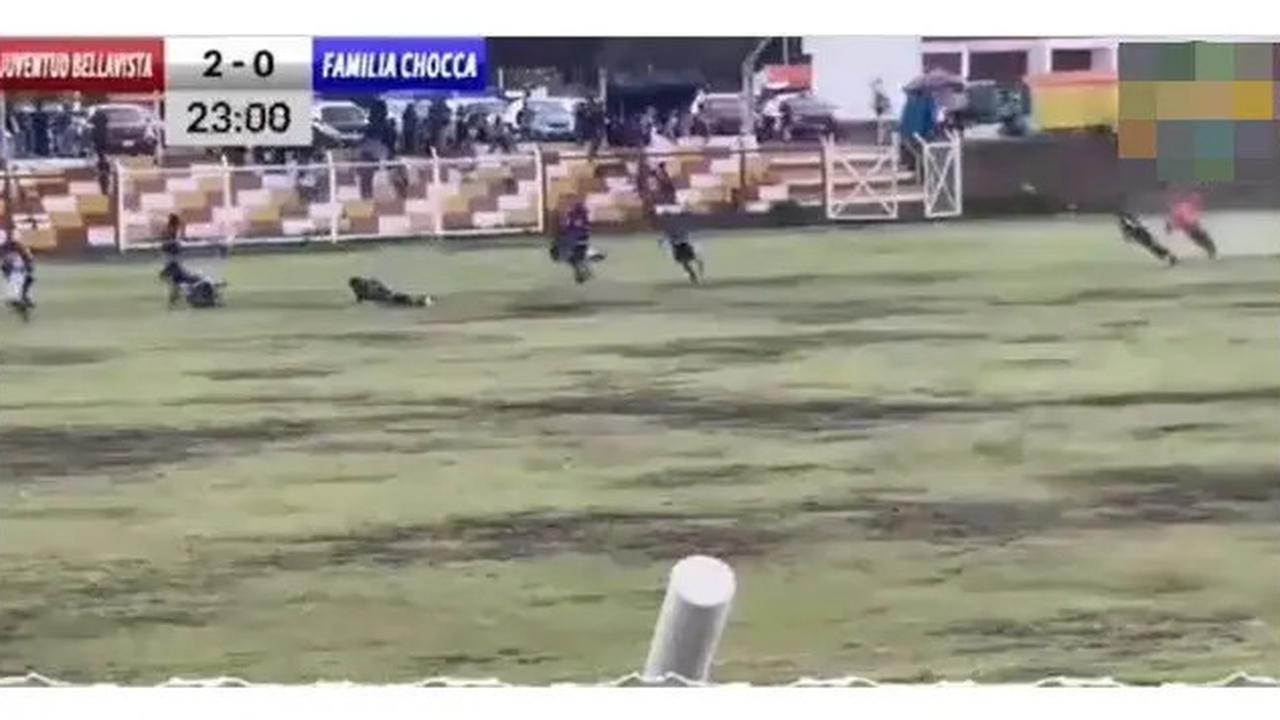 Pemain Bola 39 Tahun Meninggal Usai Tersambar Petir di Lapangan, Lainnya Terluka