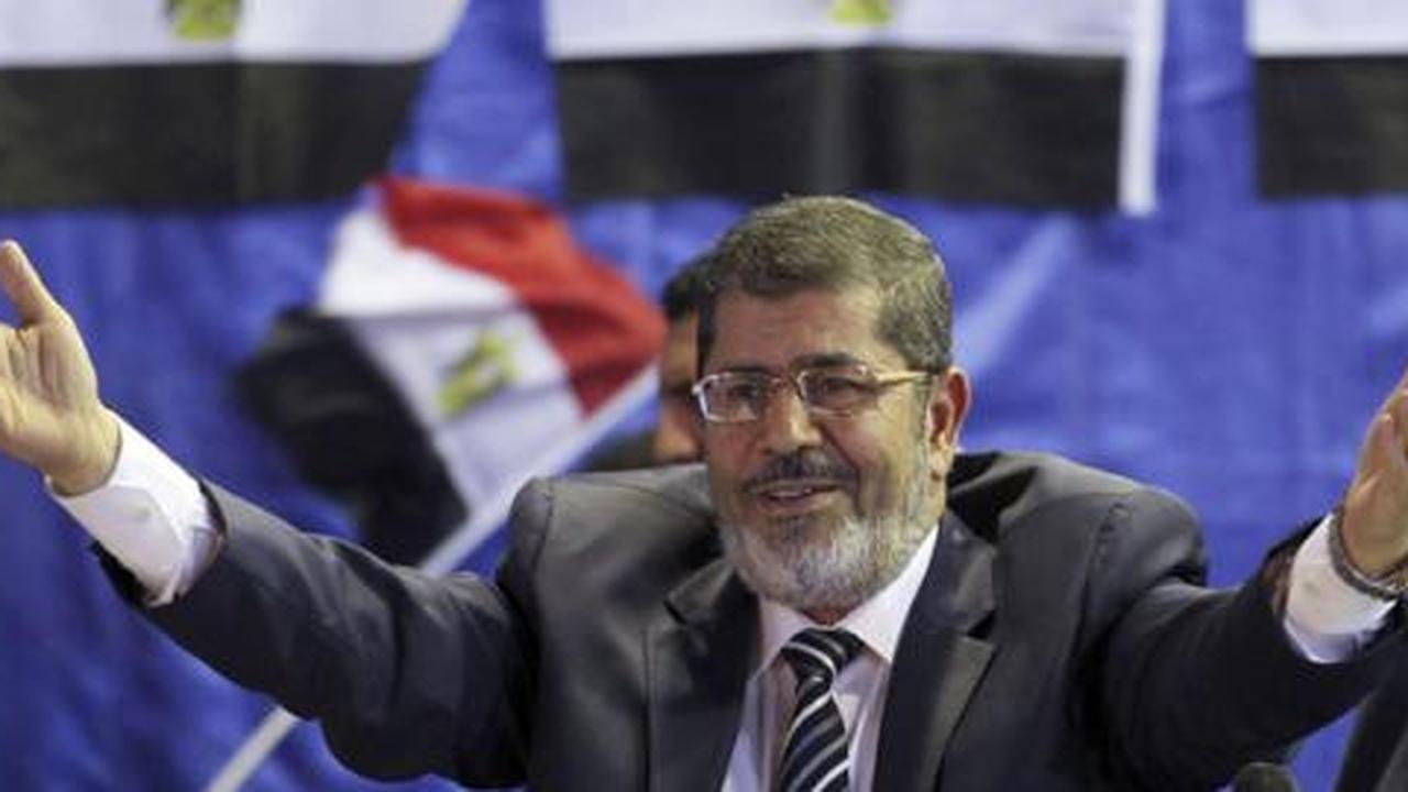 Mursi unggul dalam penghitungan sementara pemilu Mesir