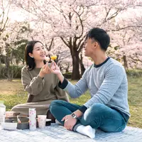 ilustrasi pasangan cinta bahagia/photo created by freepik - www.freepik.com