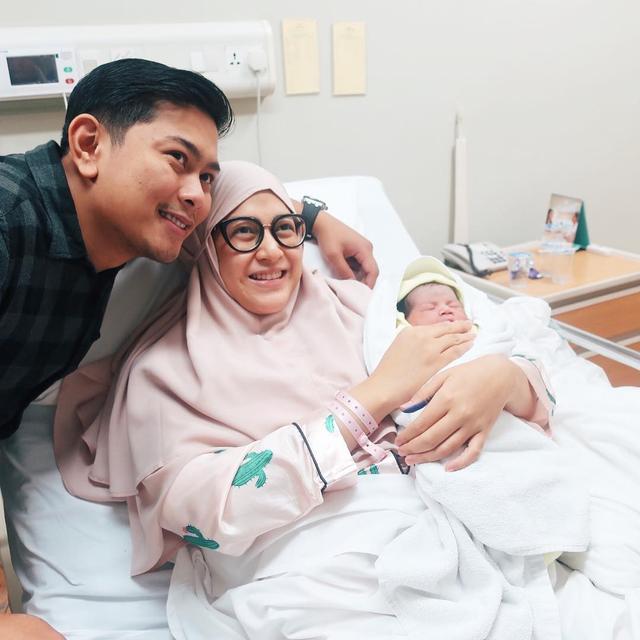 [Fimela] Nina Zatulini