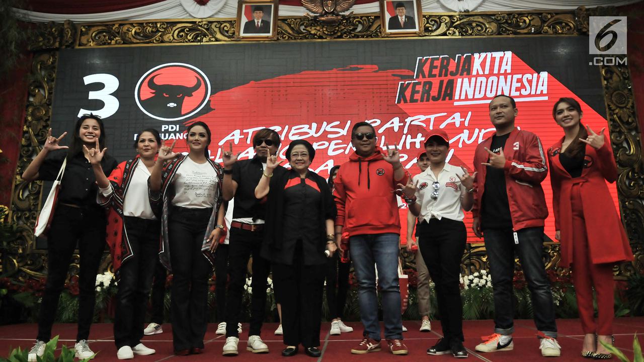PDIP Luncurkan Atribut Milenial