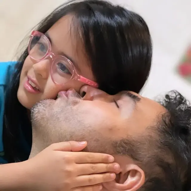 Ingin Sehat Sampai Tua demi Pasangan dan Anak, Surya Saputra Rutinkan Nabung Kalsium dan Injak Bumi