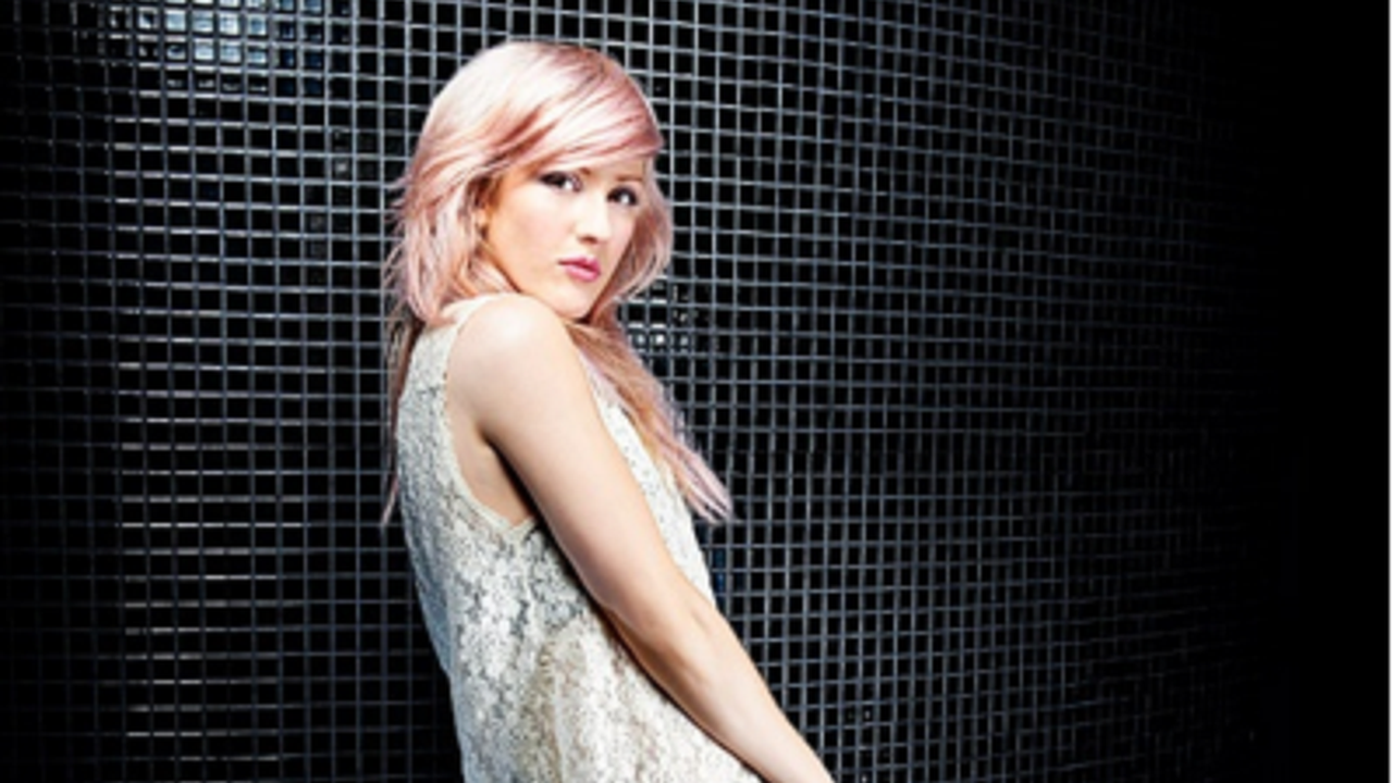 Alasan Ellie Goulding Jatuh Cinta dengan Tinju