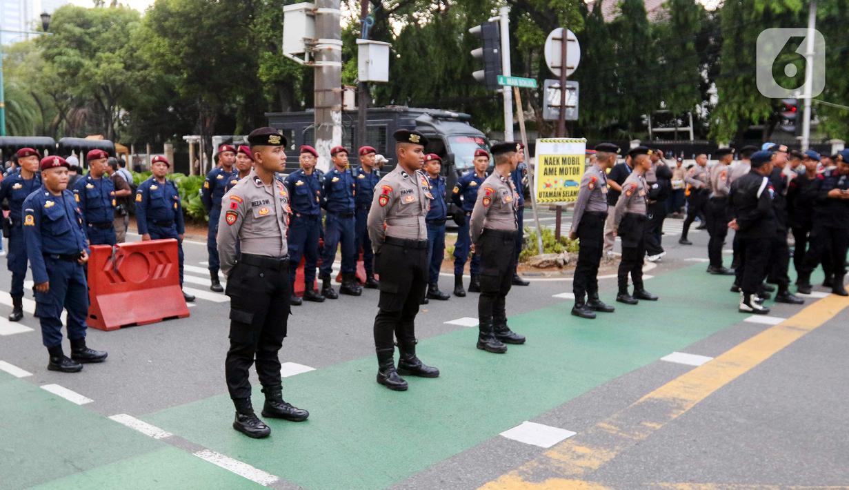 KPU akan menggelar debat perdana Pilpres 2024 pada Selasa, 12 Desember 2023 pukul 19.00 WIB. (Liputan6.com/Herman Zakharia)