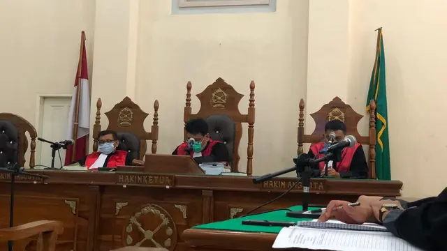 Sidang Dzulmi Eldin