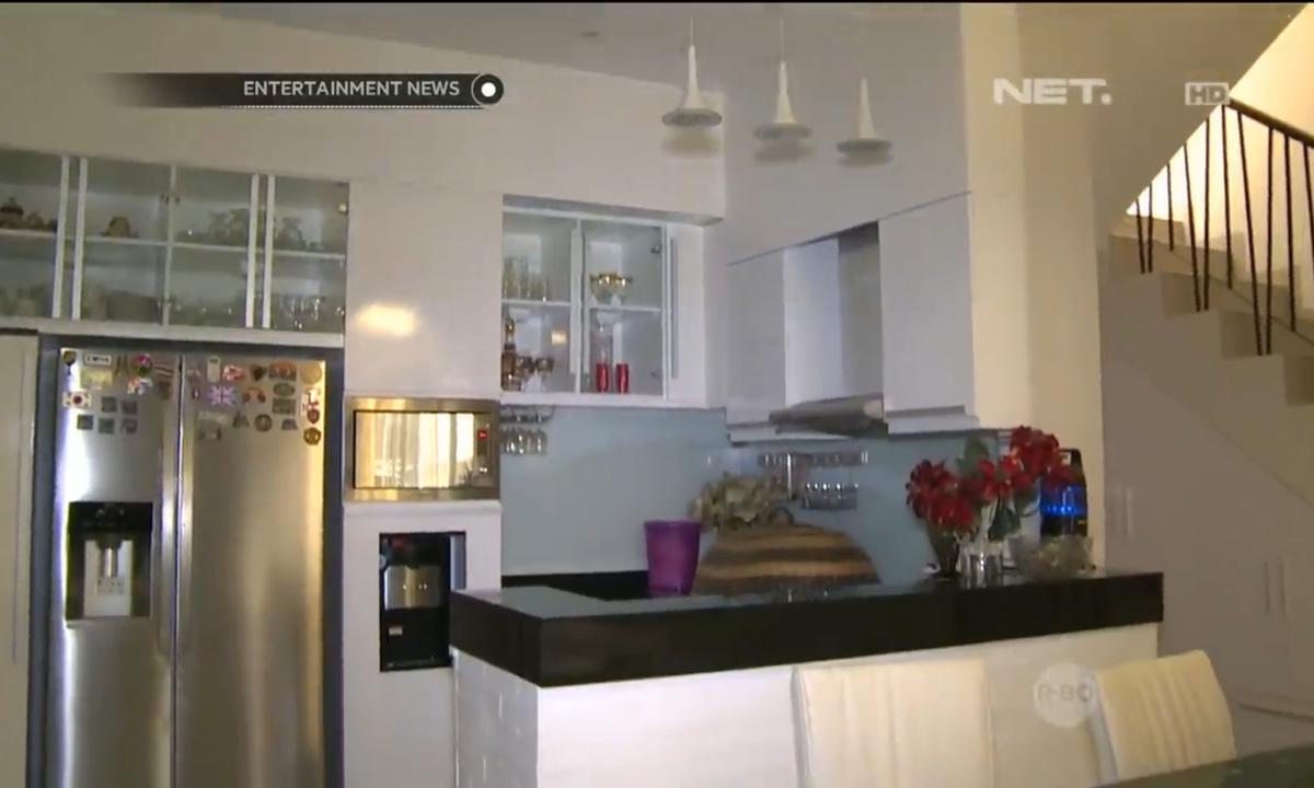 5 Potret Dapur Mungil Jessica Mila di Rumah Lama Sebelum Dinikahi Yakup Hasibuan, Konsep Open Space & Nuansa Pure White