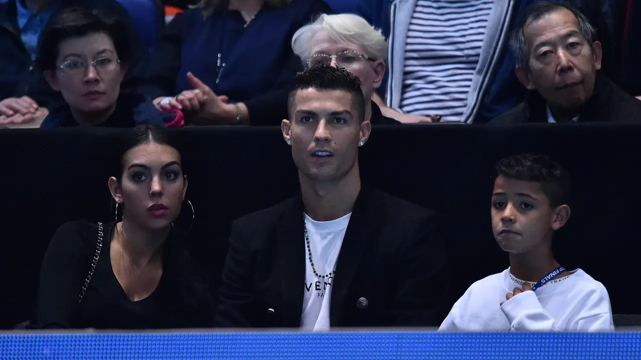 Foto: Cristiano Ronaldo dan Pesepak Bola yang Miliki Buah Hati dari Banyak Wanita