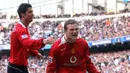 Wayne Rooney. Striker yang total 13 musim memperkuat Manchester United mulai 2004/2005 hingga 2016/2017 ini tercatat 206 kali bermain bersama Cristiano Ronaldo. Bersama Setan Merah ia mengoleksi total 559 penampilan dengan torehan 253 gol. (Foto: AFP/Paul Barker)