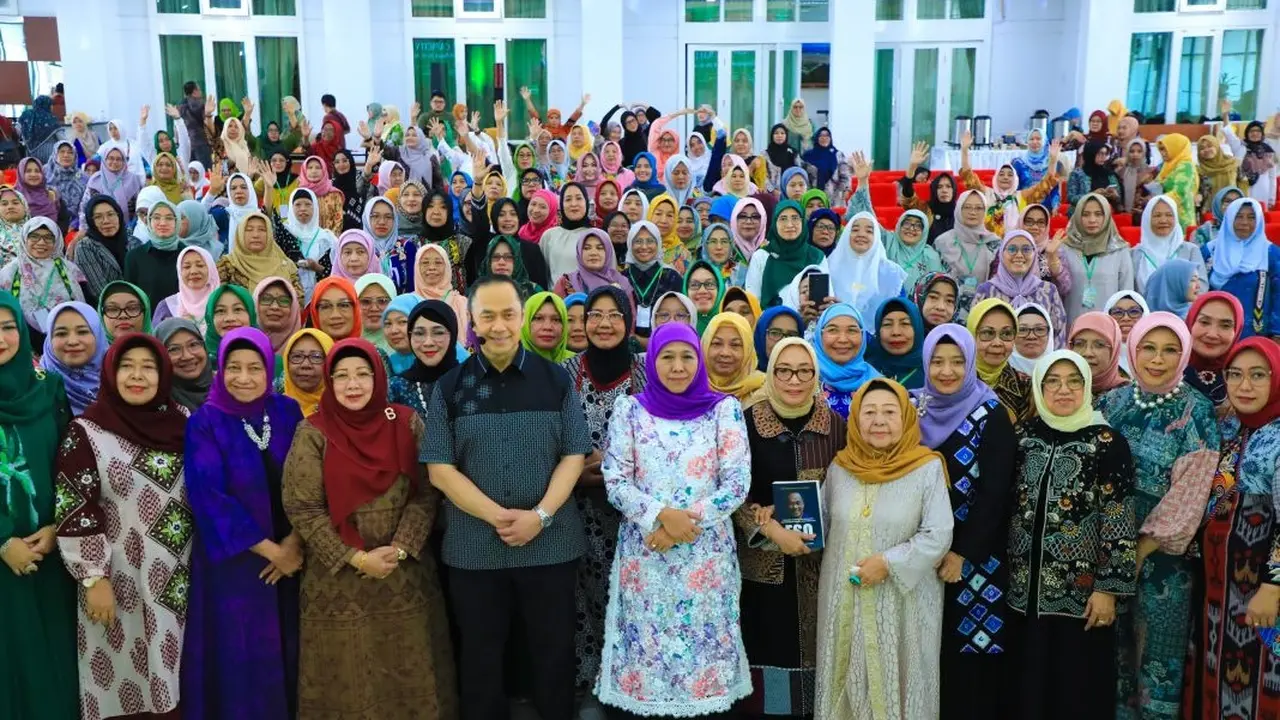 Ketua Dewan Pembina Pimpinan Pusat (PP) Muslimat NU Khofifah Indar Parawansa menekankan pentingnya penguatan kualitas SDM melalui pemetaan potensi diri berbasis Talent DNA.
