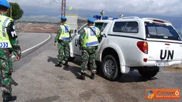 Citizen6, Lebanon: Prajurit TNI yang tergabung dalam Satgas POM TNI Sector East Military Police Unit (Sempu) Kontingen Garuda XXV-D/Unifil, menggelar Road Safety Campaign bertempat UN Posn 7-3, Marjayoun-Lebanon, Jumat (30/3). (Pengirim: Badarudin Bakri)