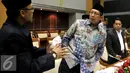 Menteri Agama Lukman Hakim Saifuddin (kanan) mengikuti rapat kerja dengan Komisi VIII DPR di Kompleks Parlemen, Jakarta, Rabu (9/9/2015). Rapat itu membahas Rencana Kerja & Anggaran Kementerian Lembaga (RKAKL) Kemenag Tahun 2016.(Liputan6.com/Johan Tallo)