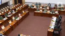 Suasana uji kelayakan dan kepatutan calon Panglima TNI terhadap KSAD Jenderal TNI Andika Perkasa di gedung DPR, Jakarta, Sabtu (6/11/2021). Andika Perkasa diajukan Presiden Joko Widodo sebagai Panglima TNI menggantikan Marsekal Hadi Tjahjanto yang pensiun bulan ini (Liputan6 com/Angga Yuniar)