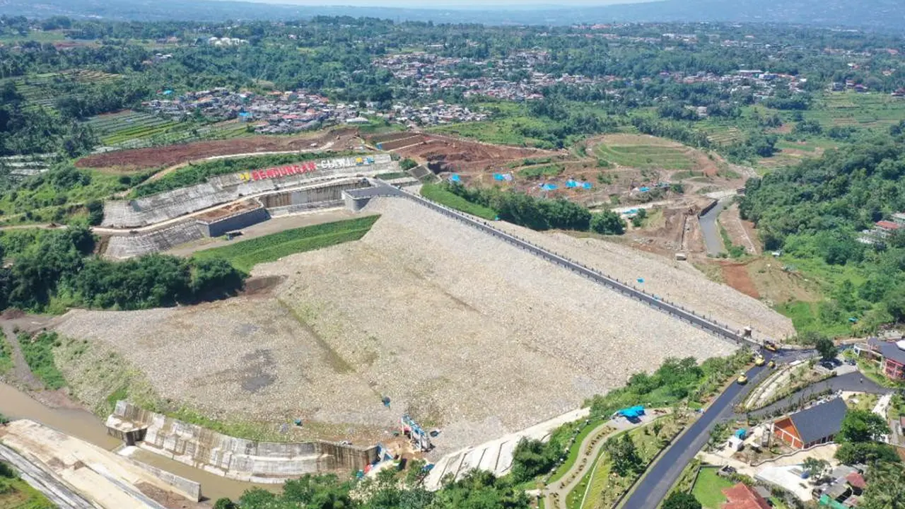 Cegah Banjir, PUPR Terus Membangun Infrastruktur Pengendalian Banjir Demi Keamanan dan Kenyamanan Masyarakat