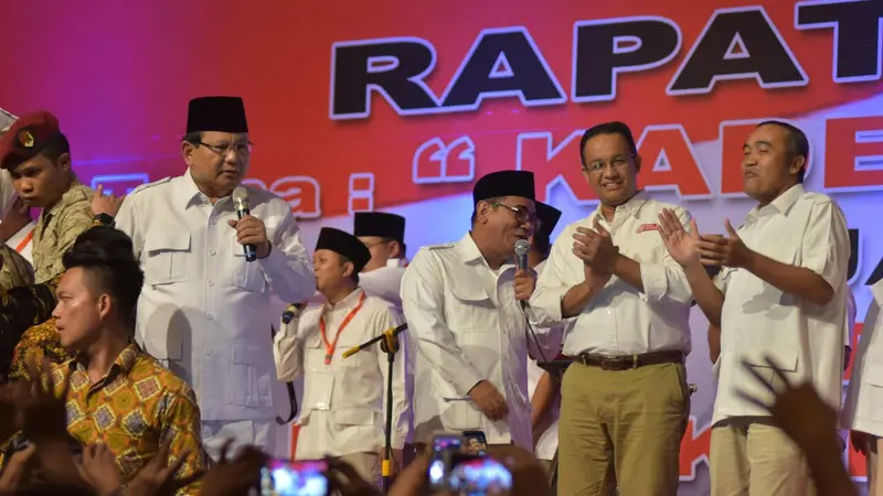 Prabowo Nyanyi bareng Anies-Sandi