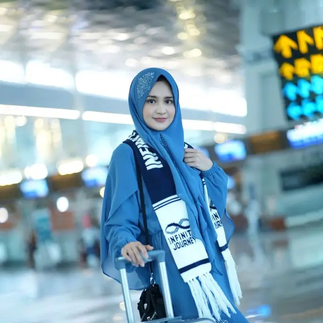 6 Potret Michelle Ziudith Jalani Umrah, Penampilan Pakai Cadar Bikin Pangling