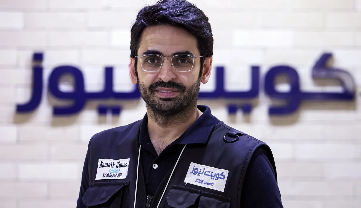 Abdullah Boftain, wakil pemimpin redaksi Kuwait News, mengatakan kepada kantor berita AFP bahwa langkah ini menguji potensi AI untuk menawarkan "konten baru dan inovatif". (Photo by YASSER AL-ZAYYAT / AFP)
