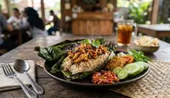Resep Nasi Uduk Bakar Ayam Suwir yang Wangi dan Gurih