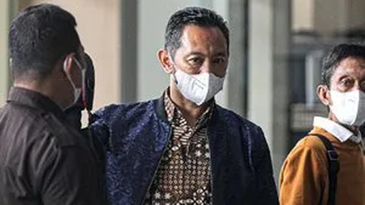 Modusnya, Andhi menjadi makelar barang di luar negeri dan memberi karpet merah kepada pengusaha yang bergerak di bidang ekspor-impor. Andhi melakukan aksinya itu sejak 2012 hingga 2022.