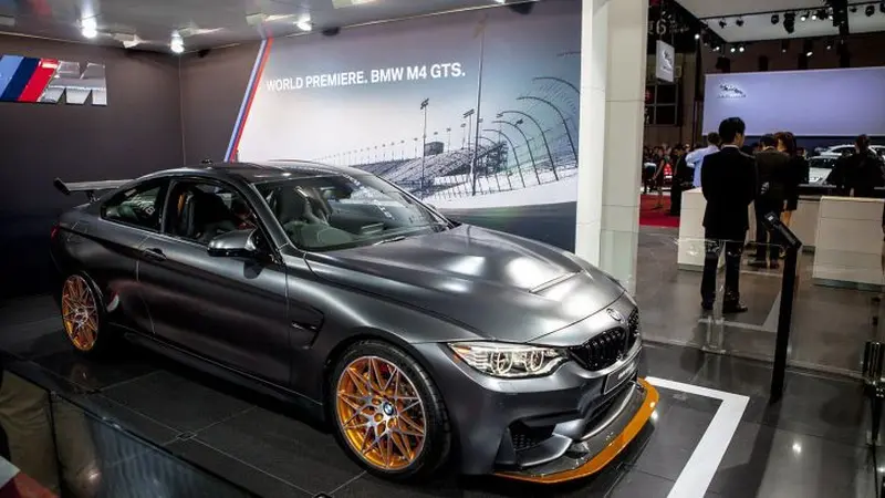 BMW M4 GTS