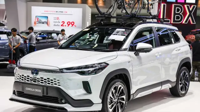 Toyota Corolla Cross Hybrid Facelift
