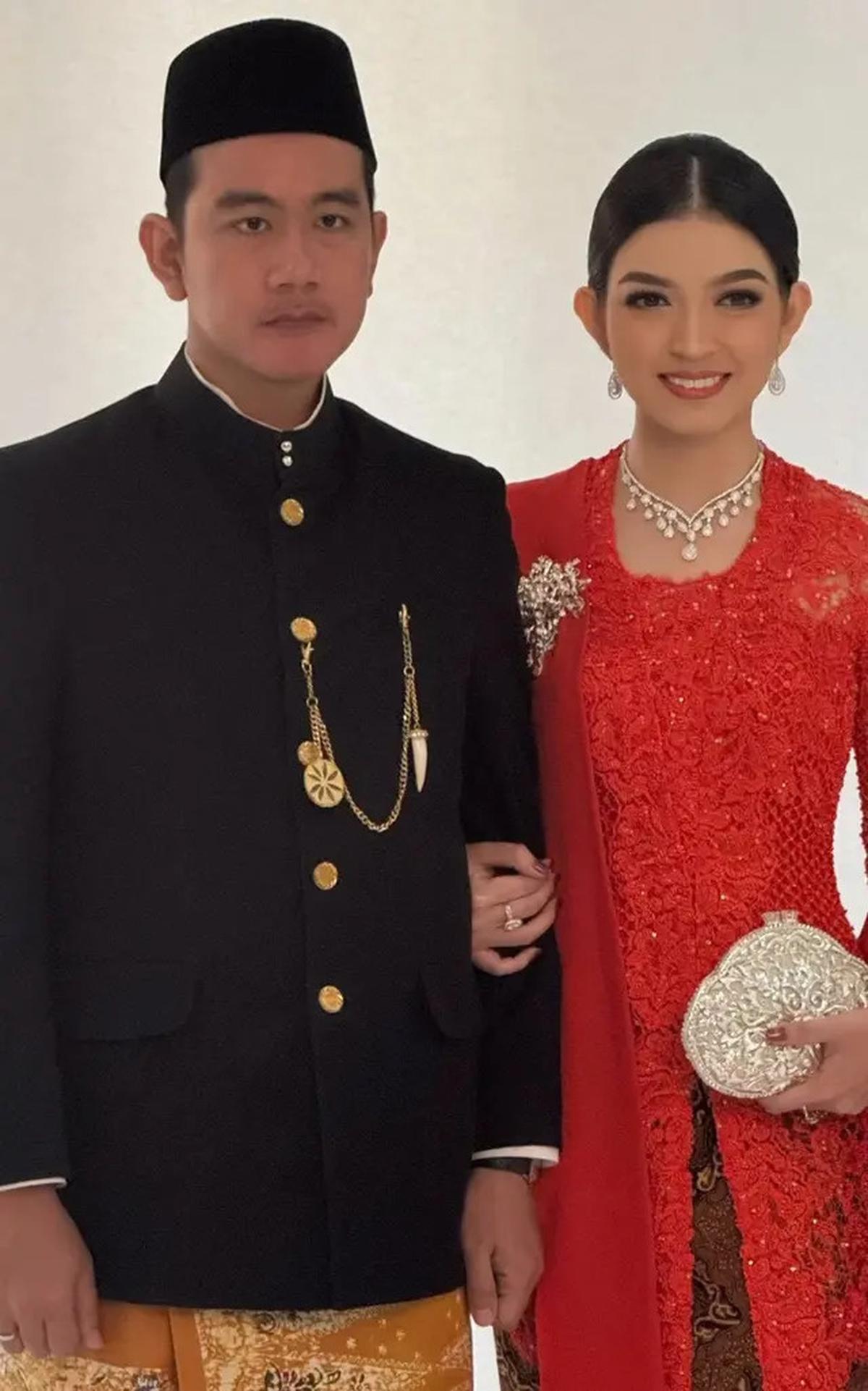 6 Penampilan Elegan Ibu Wapres, Selvi Ananda dengan Sentuhan Desainer Lokal