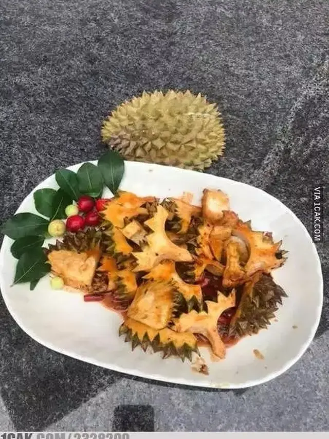 Malah Bikin Susah, Ini 7 Potret Absurd Orang Makan Durian Ini Bikin Tepuk Jidat