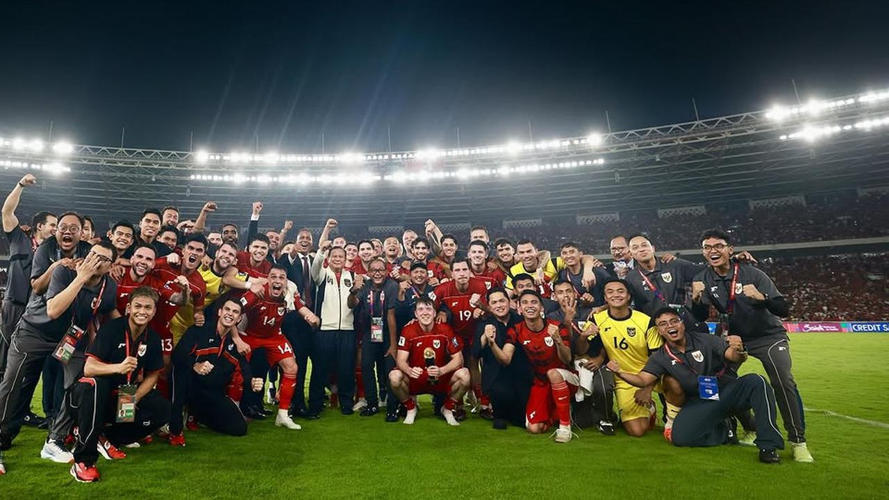 VIDEO: Saat Prabowo Gemas ke Paes & Dibalas Kedipan 'Thank You', Ucapkan Selamat Timnas Menang
