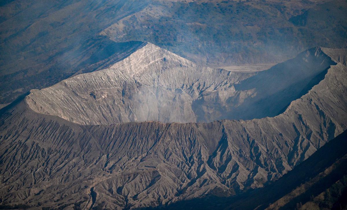 Keindahan Bromo dan Semeru di Tengah Pemulihan Kawasan