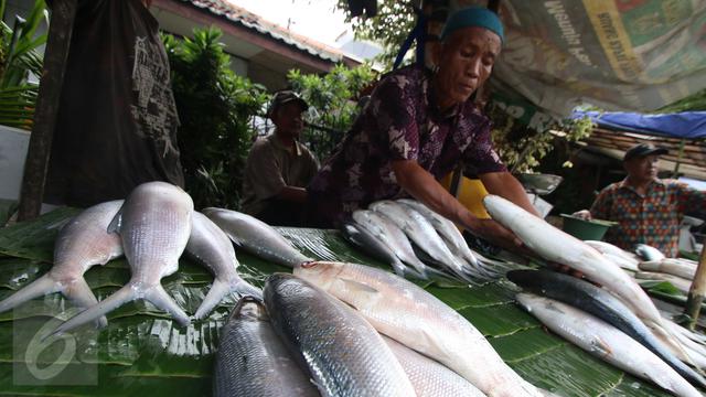 20160205- Jelang Imlek, Pedagang Bandeng Tumpah Ruah -Jakarta- Angga Yuniar