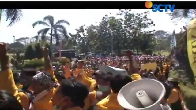 Demo Mahasiswa UNSRI Tolak Uang Kuliah Berakhir Ricuh