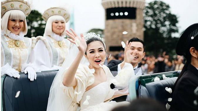 Sandra Dewi (Instagram/harveysandrawedding)