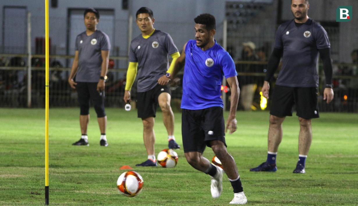 <p>Ricky Kambuaya sejauh ini sudah bermain 14 kali di Timnas Indonesia senior dan mencetak lima gol serta lima assist. (Bola.com/Ikhwan Yanuar)</p>