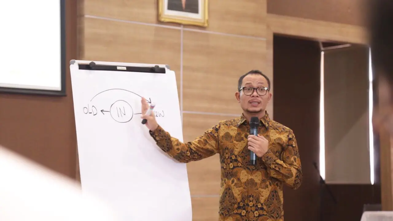 Himbauan Menaker Hanif tersebut sesuai dengan Surat Edaran Nomor 2 Tahun 2018 tentang Pembayaran Tunjangan Hari Raya Keagamaan Tahun 2018