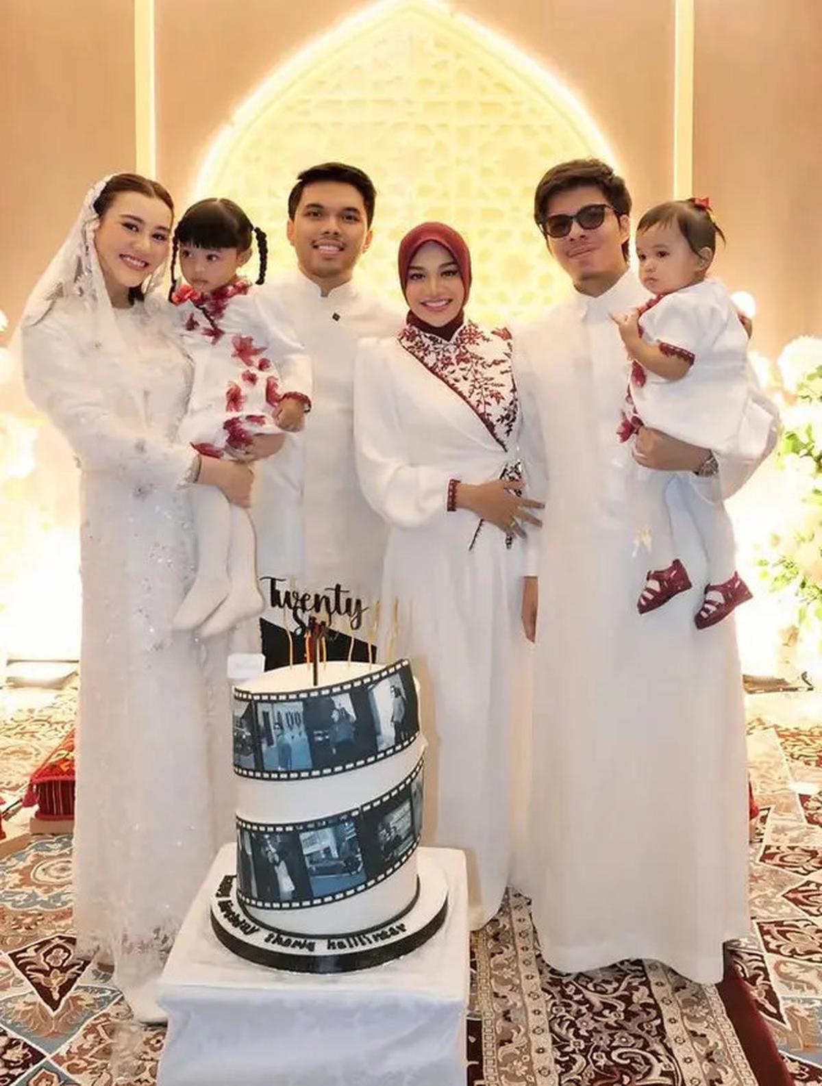 6 Potret Gaya Zahwa Massaid Kakak Kandung dan Aurel Hermansyah Kakak Ipar Aaliyah Massaid saat Tasykuran Empat Bulanan Kehamilan