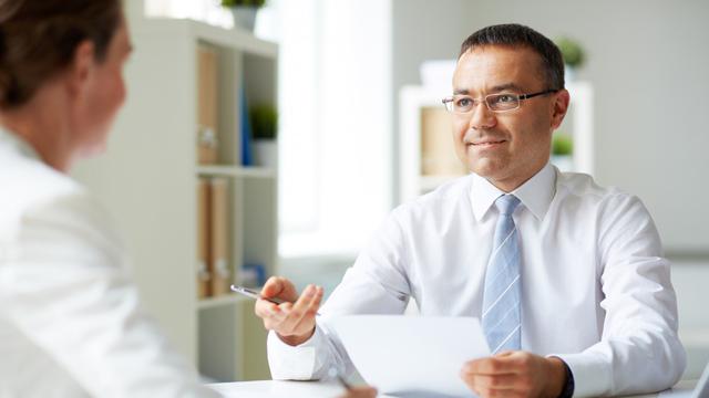 Ilustrasi baju menarik untuk melamar kerja