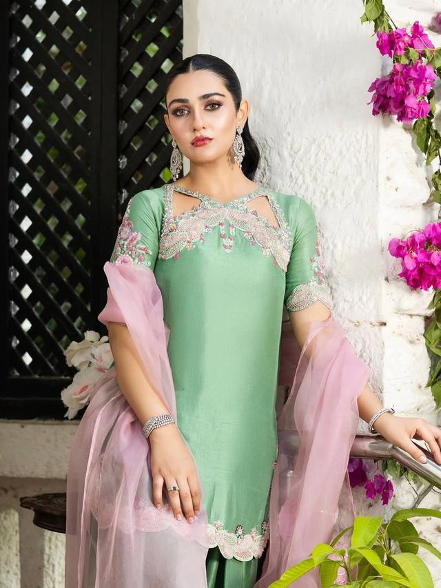 Sarah Khan