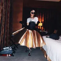 Bergaya rebel, intip gaya boyish seru Agnez Mo. (Sumber foto: agnezmo/instagram)