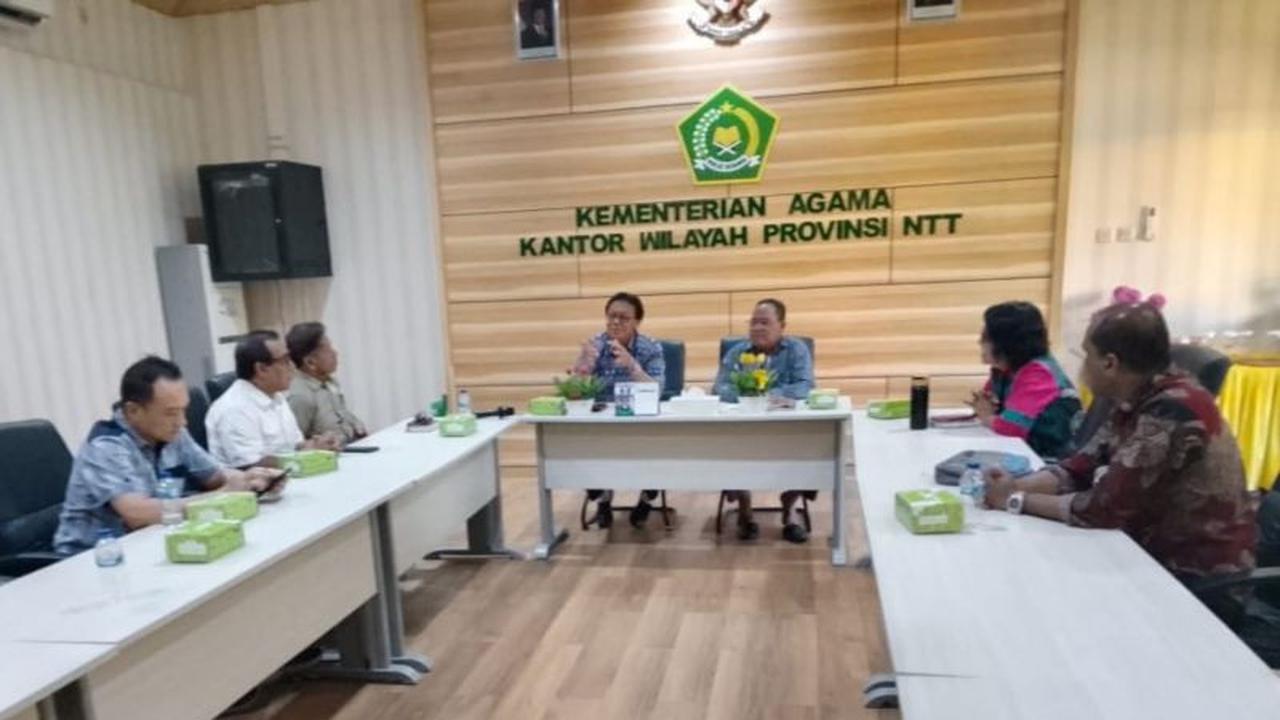 Kemenag NTT Perkuat Sinergi Moderasi Beragama dan Ekoteologi di Kupang