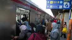KRL Bogor-Jakarta Kota Terganggu, Transjakarta Kerahkan Bus Bantuan