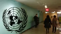 Lambang PBB di Pintu Masuk Gedung PBB (Reuters)