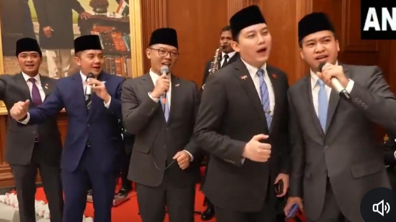 VIDEO: Kajol Bollywood Tersanjung Menteri Era Prabowo & Mayor TNI Teddy Kompak Nyanyi 'Kuch Kuch Hota Hai