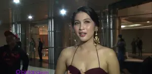 Tak terbayang bagaimana kesibukan seorang Sandra Dewi.