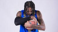 Pebasket asing Tangerang Hakws di Indonesia Basketball League (IBL), Jarred Dwayne Shaw, ditangkap Polresta Bandara Soekarno-Hatta (Soetta), Tangerang, karena kasus narkoba. (Bola.com/Dok.Instagram Jarred Dwayne Shaw).